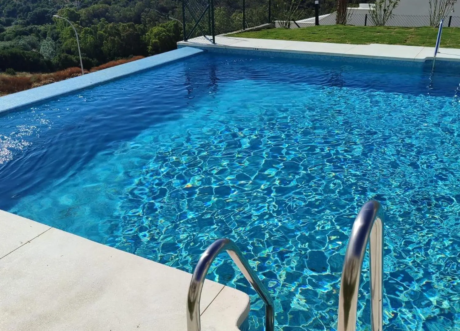 Terrace, Sea View, Pool, Parking Space & Fibre Tarifa Apartment