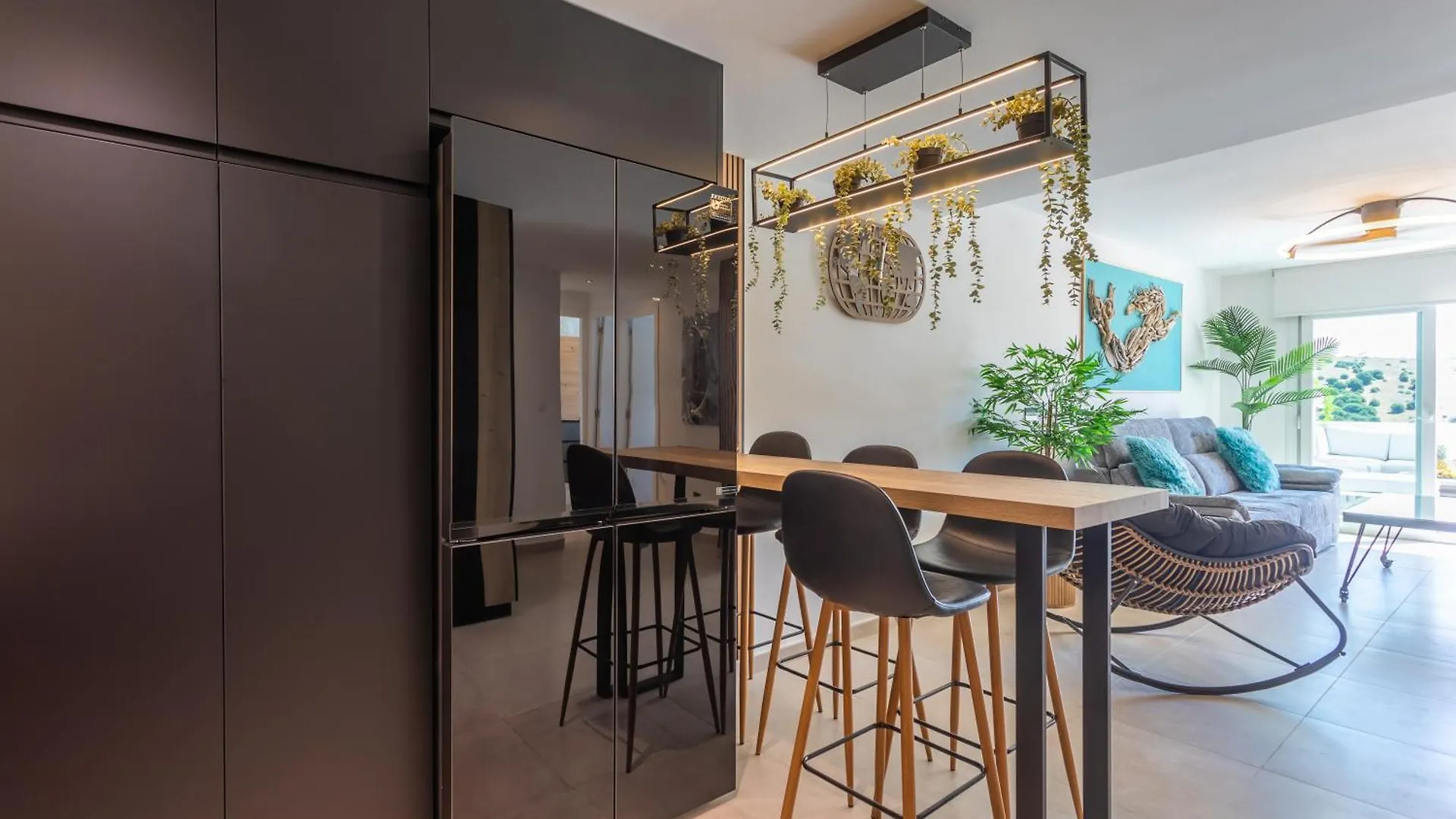 Terrace, Sea View, Pool, Parking Space & Fibre Tarifa Apartment